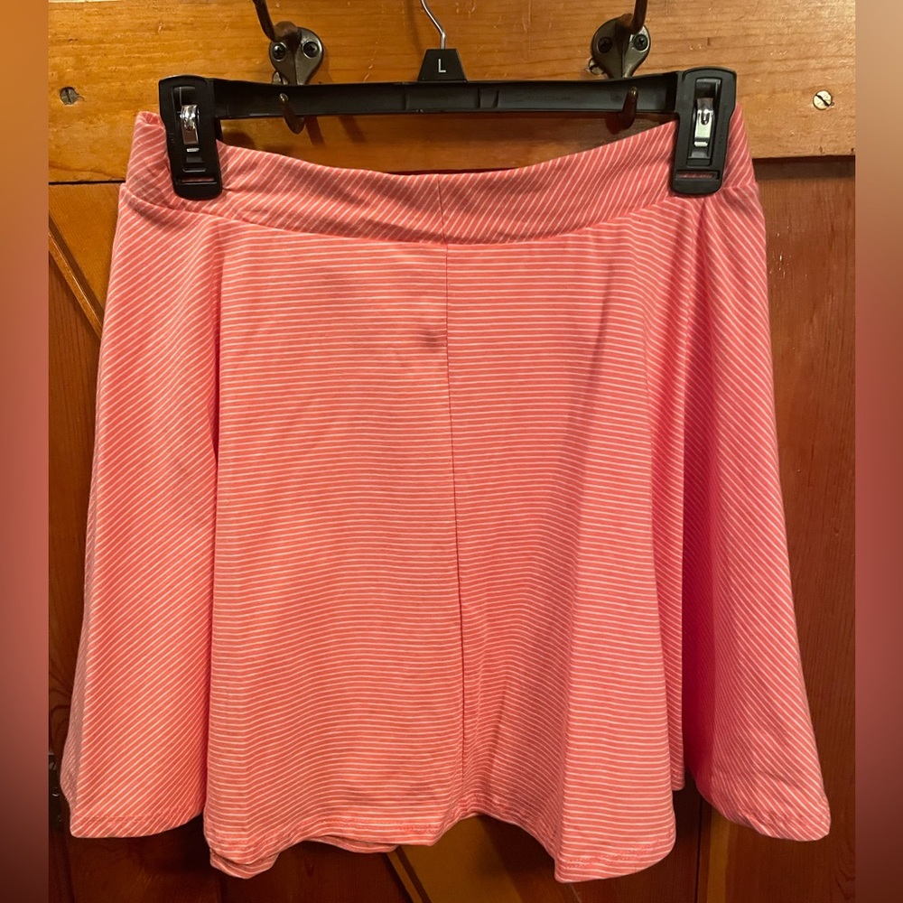 SO juniors skater skirt. Large. Pink & white. New with tags. - Picture 4 of 4